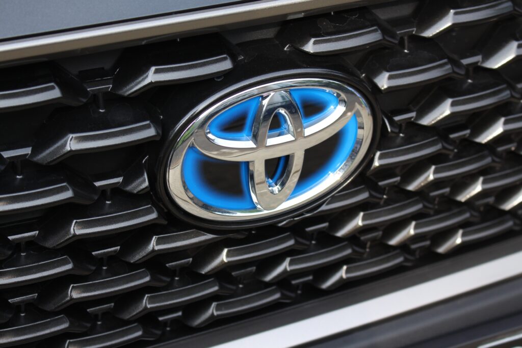 سيارات تويوتا الهايبرد