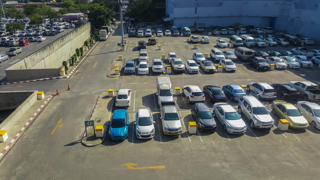 رسوم حجز السيارات الجديدة