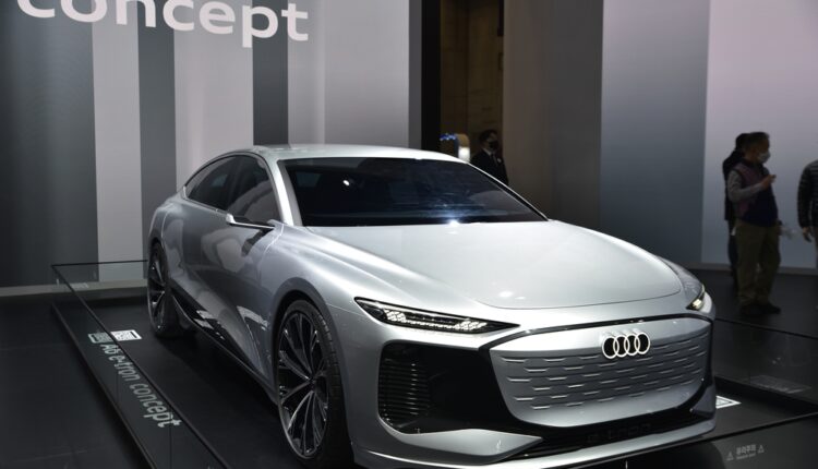 أودي A6 اي ترون