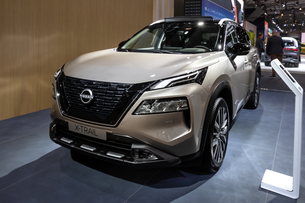 أفضل 10 سيارات بسقف بانورامي في الإمارات