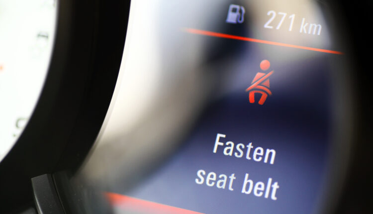 حزام الأمان في الإمارات