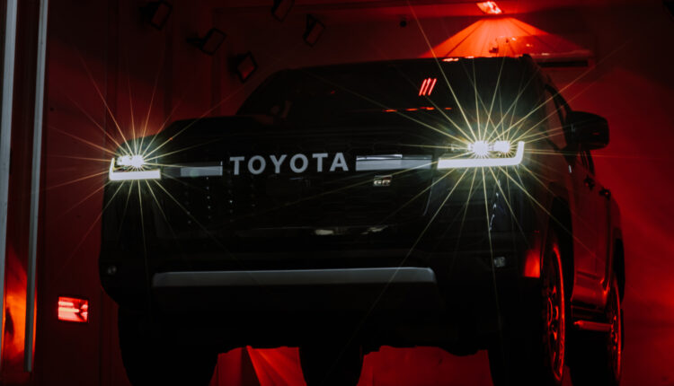 Toyota Land Cruiser GR| Arabwheels.ae