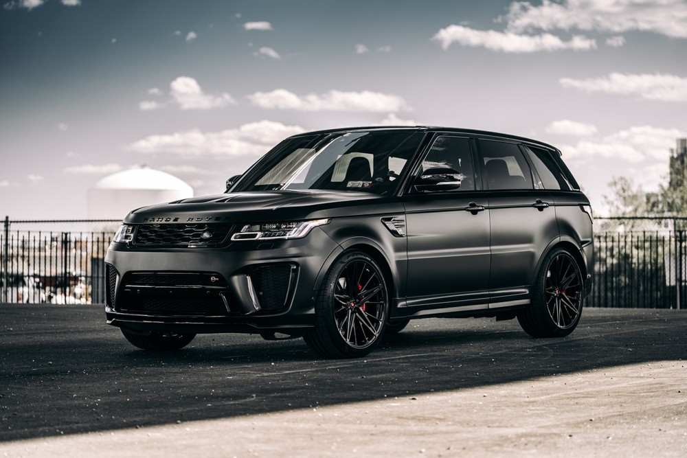 رينج روفر سبورت P360 و مرسيدس-بنز G580