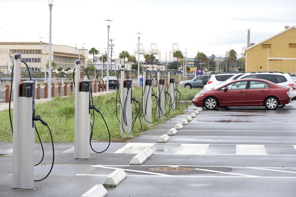 electric vehicle charging stations in UAE showing EV infrastructure growth and adoption 2026| Arabwheels.ae